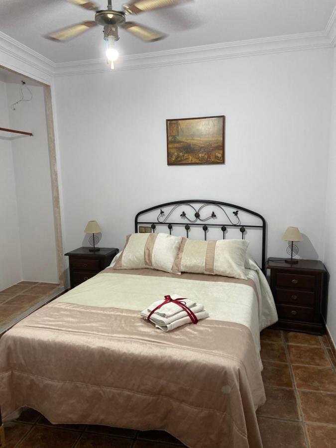 Vivienda Rural Los Tajos De Setenil Setenil De Las Bodegas Exterior foto