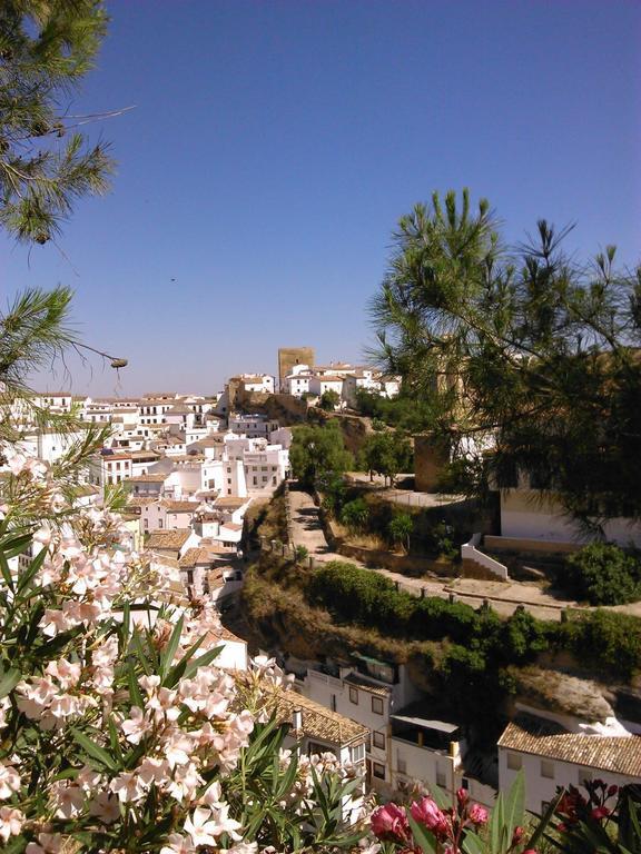 Vivienda Rural Los Tajos De Setenil Setenil De Las Bodegas Exterior foto