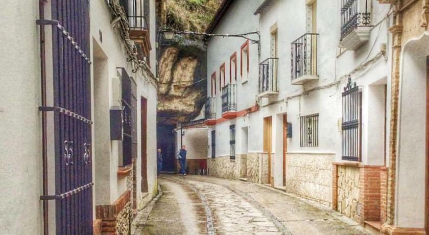 Vivienda Rural Los Tajos De Setenil Setenil De Las Bodegas Exterior foto