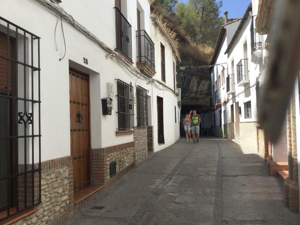 Vivienda Rural Los Tajos De Setenil Setenil De Las Bodegas Exterior foto